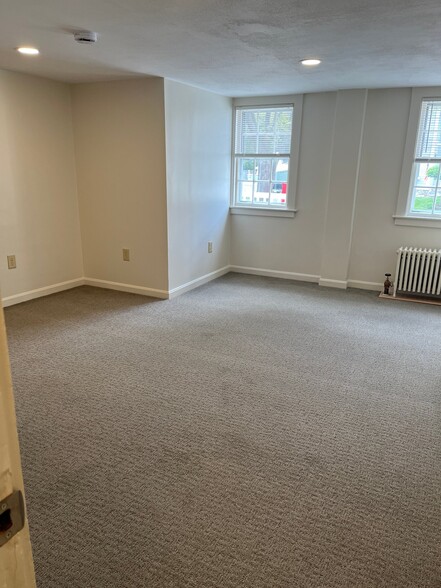 Building Photo - 14 Myrica Ave