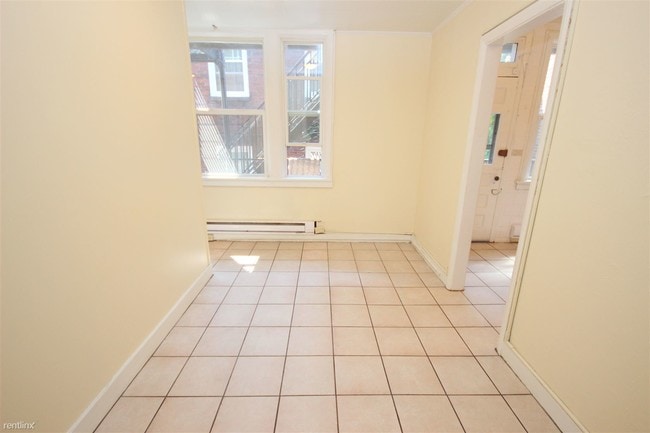 Building Photo - 5536 Kamin St