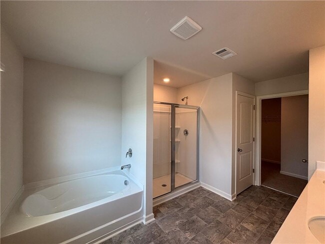 Building Photo - 219 Stoneybrook Dr