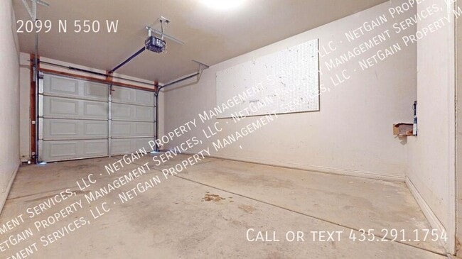 Building Photo - 2099 N 550 W