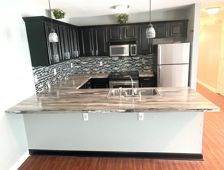 Unit #2 kitchen - 1308 McCaskill Ave