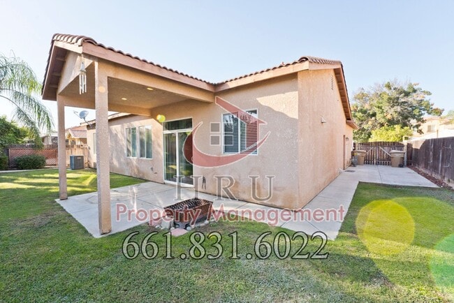 Building Photo - Ready to move in -4 bed+-2bath