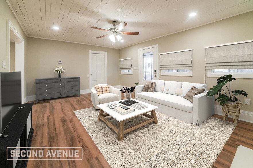 Building Photo - 203 Maple St