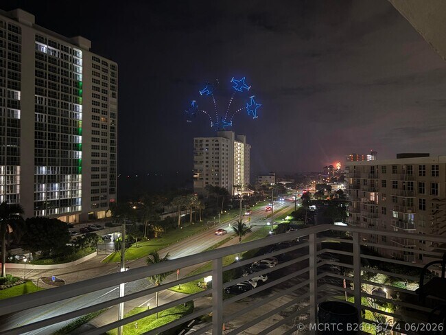 Building Photo - 2851 S Ocean Blvd