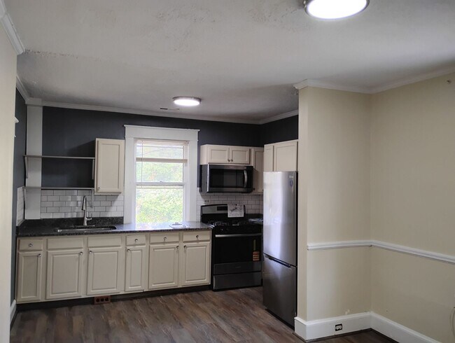 Building Photo - Maryland Ave