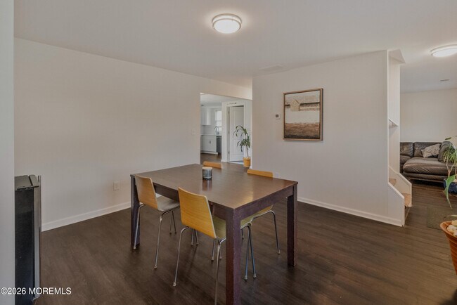 Building Photo - 26 Toms River Rd