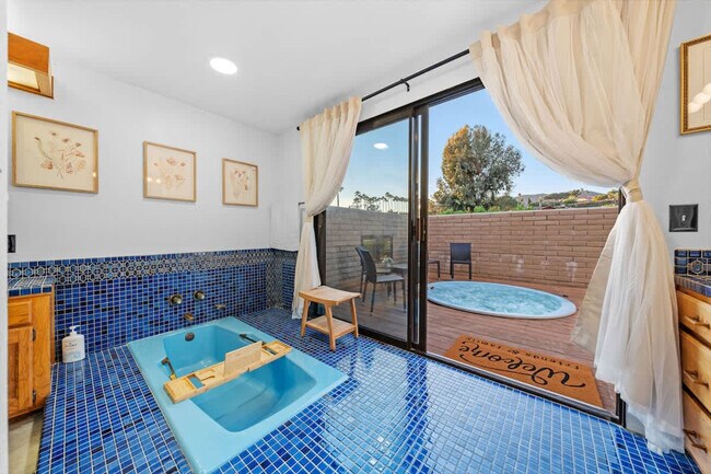 Building Photo - 14552 Skyline Truck Trail