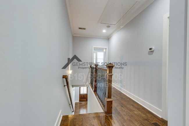 Building Photo - 628 Shelby Ave