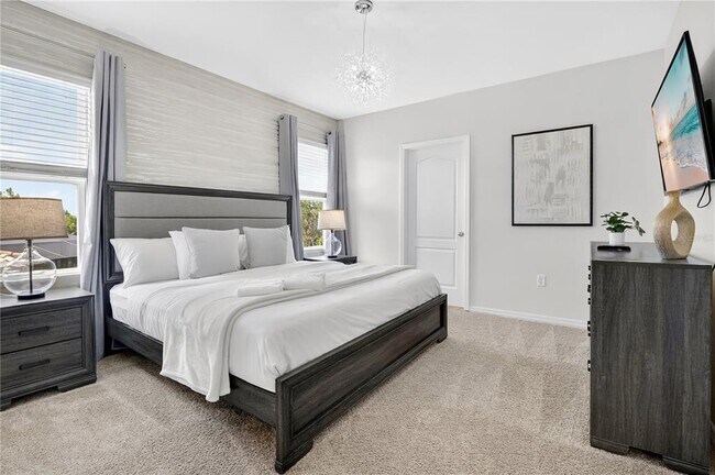 Building Photo - 7699 Oakmoss Loop