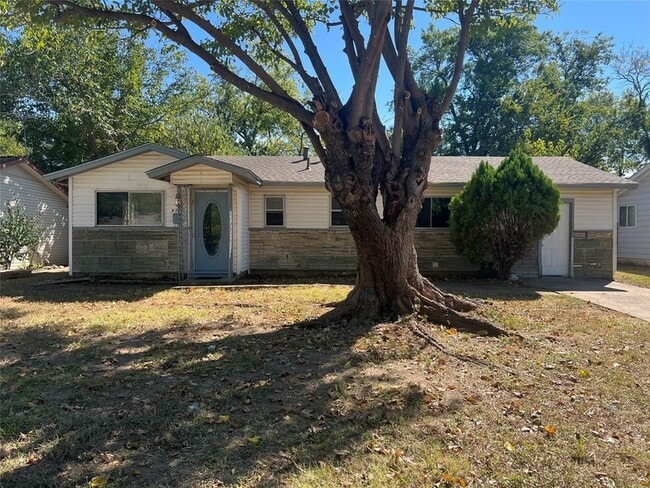 Primary Photo - 4716 Dorsey St