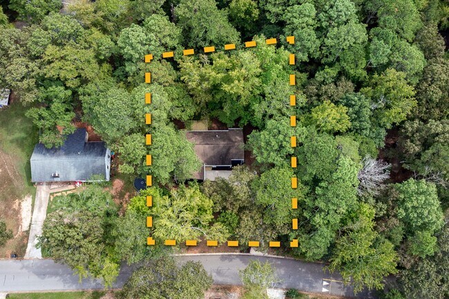 Building Photo - Updated Home in Ansley Park!