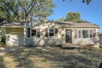 Building Photo - 5405 Woodson Rd