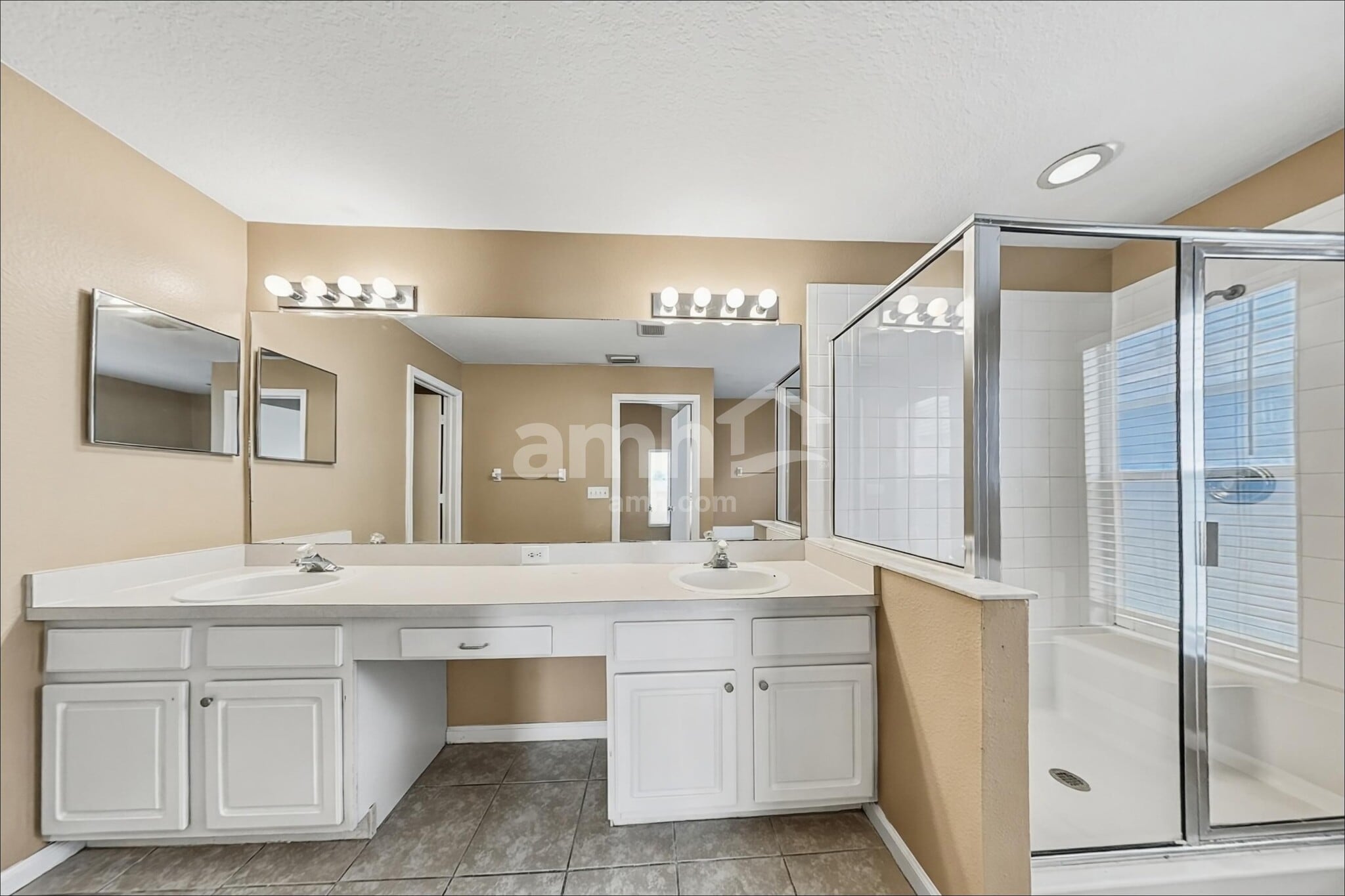 Building Photo - 1107 Summer Breeze Dr