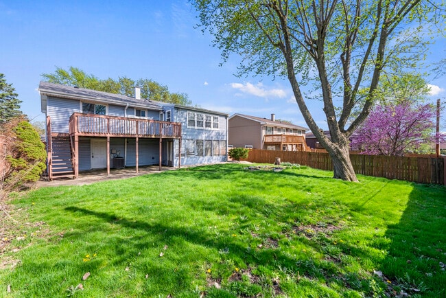 Building Photo - 15222 Huntington Ct