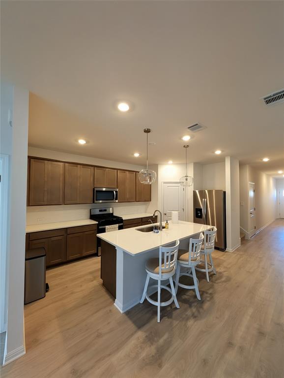 Building Photo - 441 El Capitan Lp