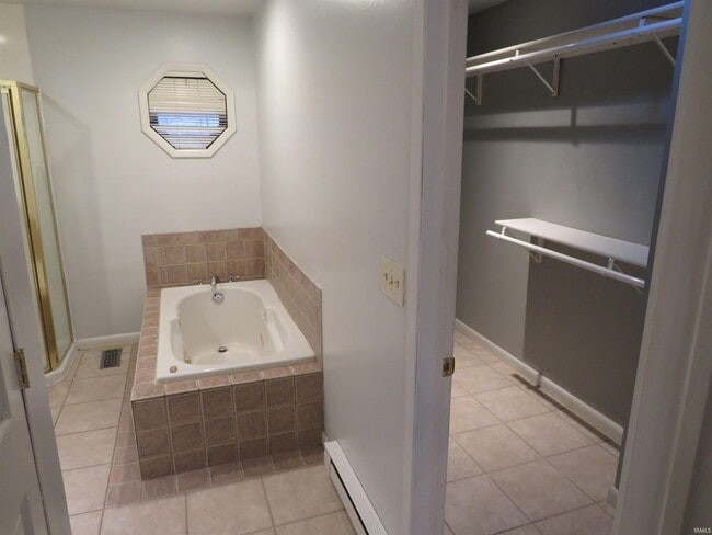 Building Photo - 413 W Harrison St