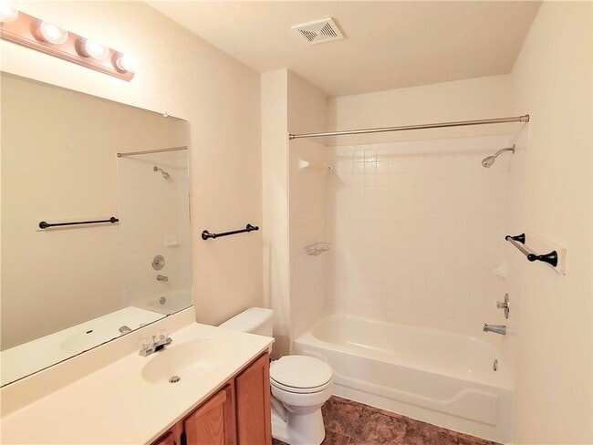 Building Photo - 1101 Wood Creek Dr