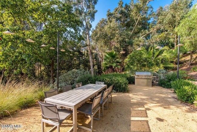 Building Photo - 3 br, 3 bath Condo - 6487 Cavalleri Rd Apt...