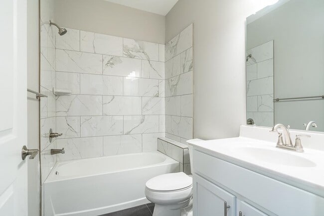 Building Photo - 1576 Port Hills Dr