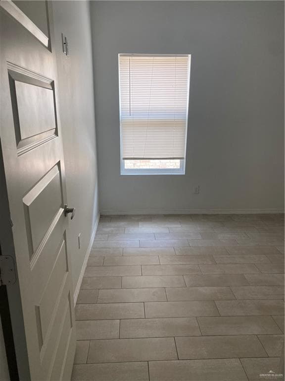 Building Photo - 16 Valeria St