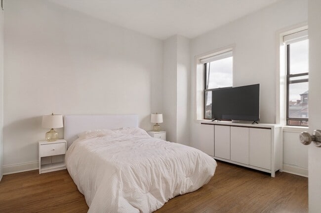 Building Photo - 188 North St