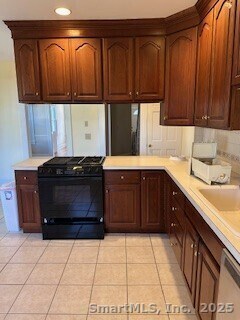 Building Photo - 70 Thorpe St