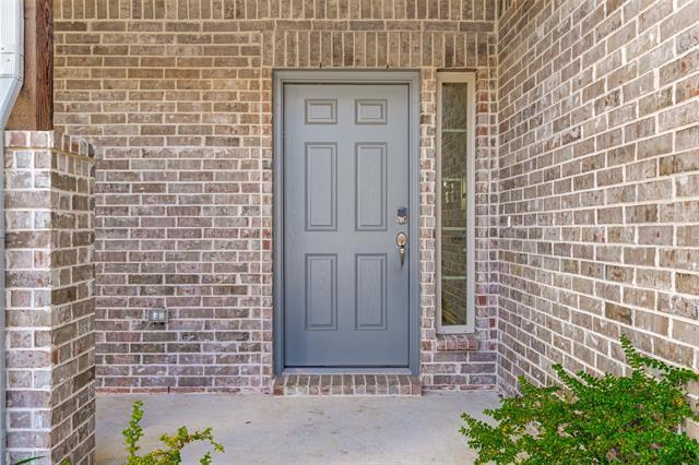 Building Photo - 405 Saddle Ln