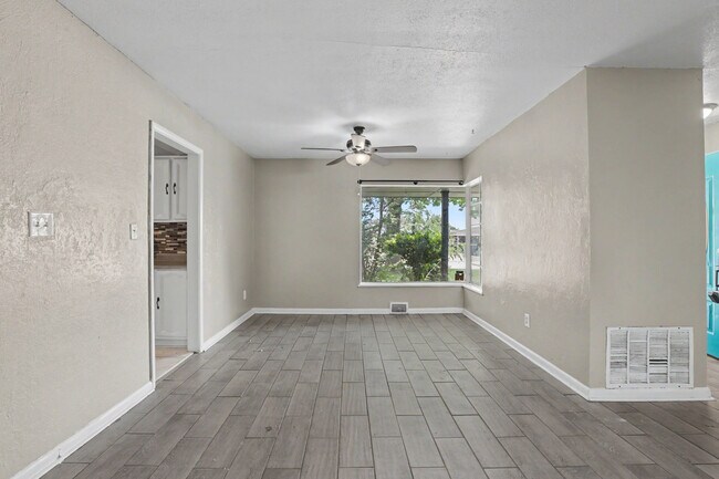Building Photo - 2236 SW 59th Pl