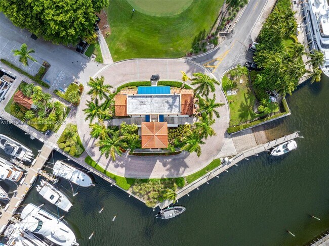 Building Photo - 6561 Marlin Dr