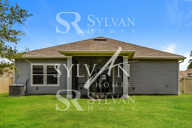 Building Photo - Don't miss out on the opportunity to live ...