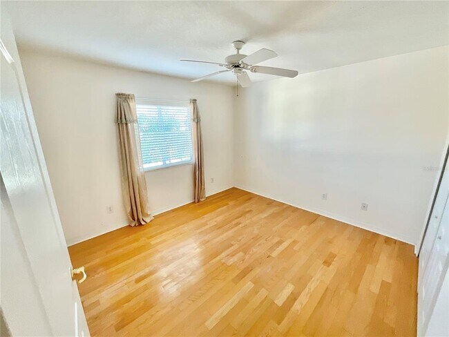 Building Photo - 1604 Swamp Rose Ln