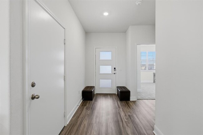 Building Photo - 17828 Bassano Ave