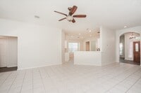 Building Photo - 918 Tennyson Dr