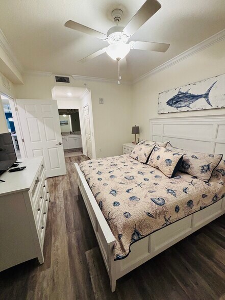 Master Bedroom - 17704 Gawthrop Dr