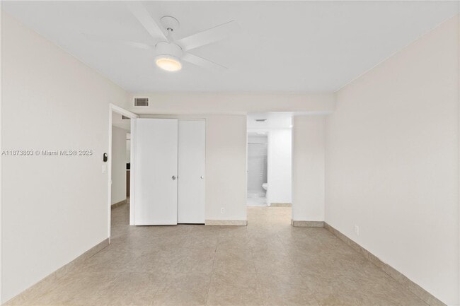 Building Photo - 300 Berkley Rd