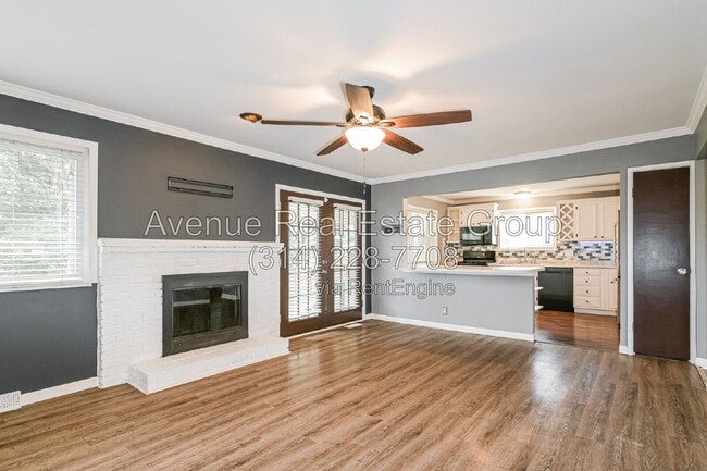 Building Photo - 705 Wickerleigh Terrace