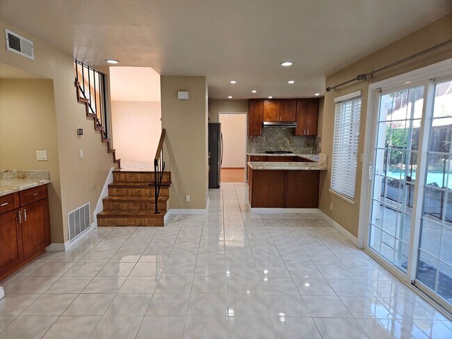 Building Photo - 3076 Valleywood Ct