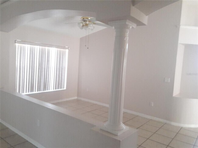 Building Photo - 3885 Blackberry Cir