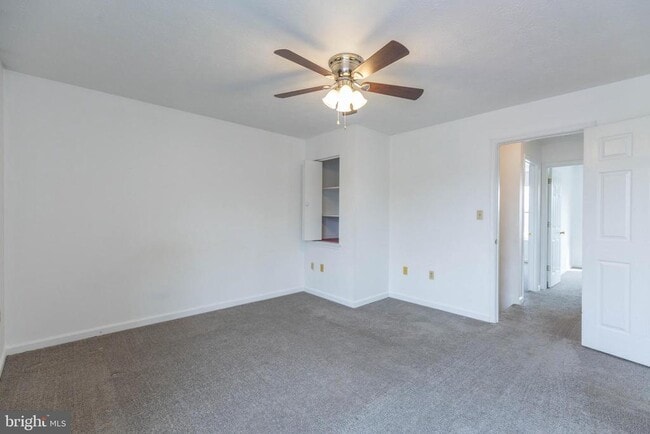 Building Photo - 160 Stadium Cir