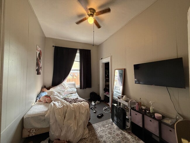 Building Photo - Live in the Heart of La Crosse - Spacious ...