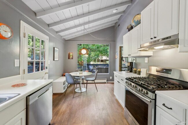 Building Photo - 14523 Old Cazadero Rd
