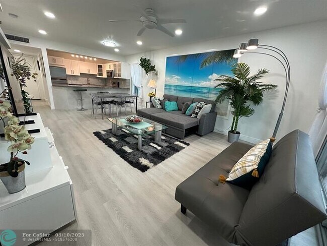 Building Photo - 7118 Bonita Dr