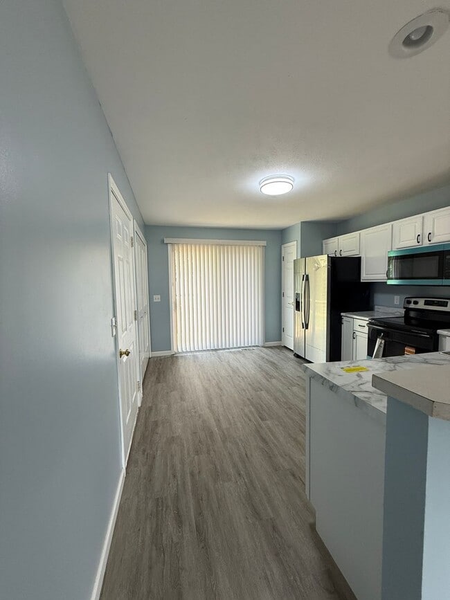 Building Photo - Beautiful Condo for rent