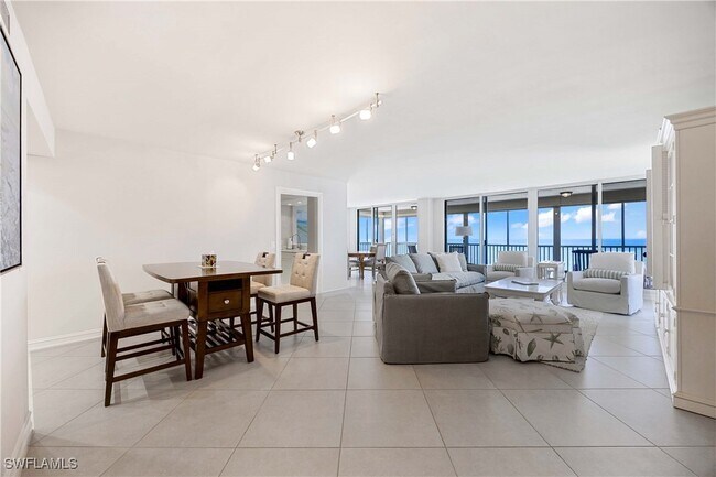 Building Photo - 10691 Gulf Shore Dr
