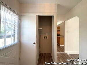 Building Photo - 9202 Silver Hill
