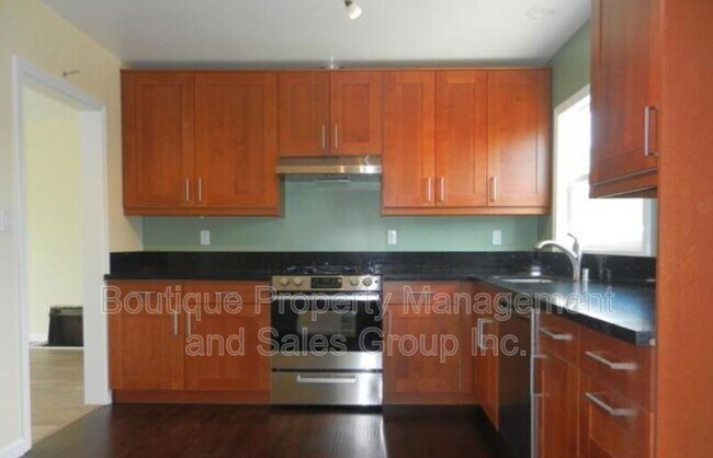Building Photo - 5712 Lorelei Ave