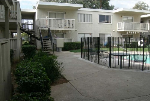Building Photo - La Posada Apartments