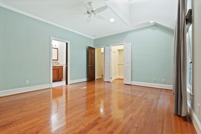 Building Photo - Breathtaking Classic Estate in Falls of New Hope