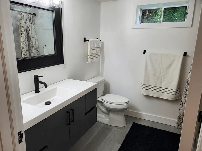 Building Photo - 1260 Dogwood Rd