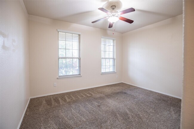 Building Photo - 23719 San Barria Dr